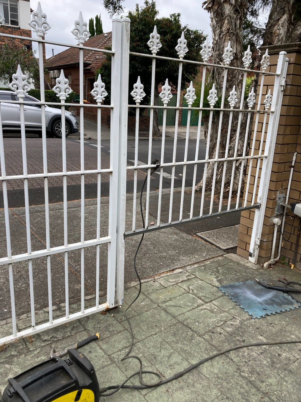 black gate repair pic 2